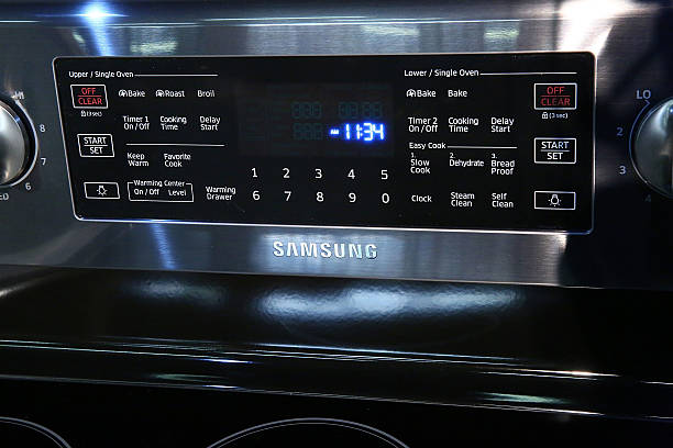 how to steam clean a samsung oven illustration