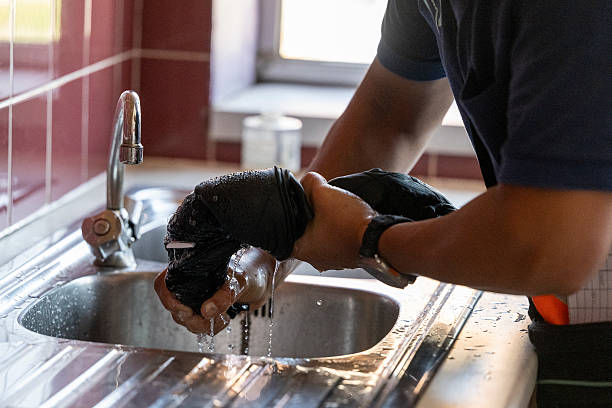 how to wash vitamix illustration