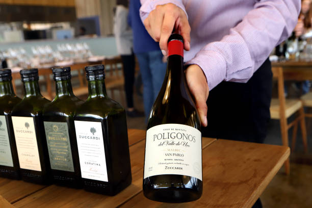 what pairs with red wine illustration