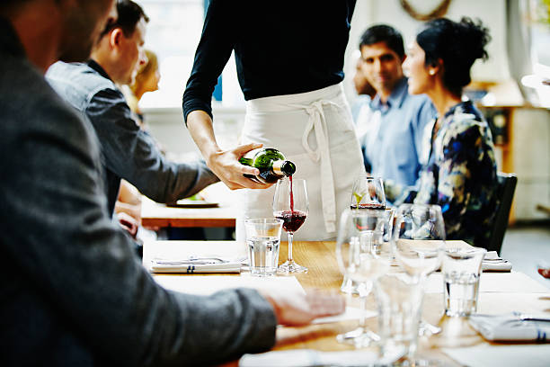 what to serve with red wine illustration