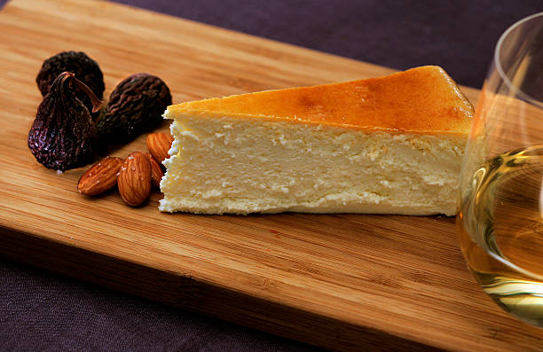 what wine goes with cheesecake illustration