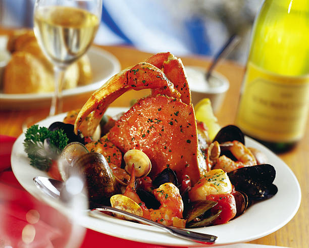 what wine goes with cioppino guide