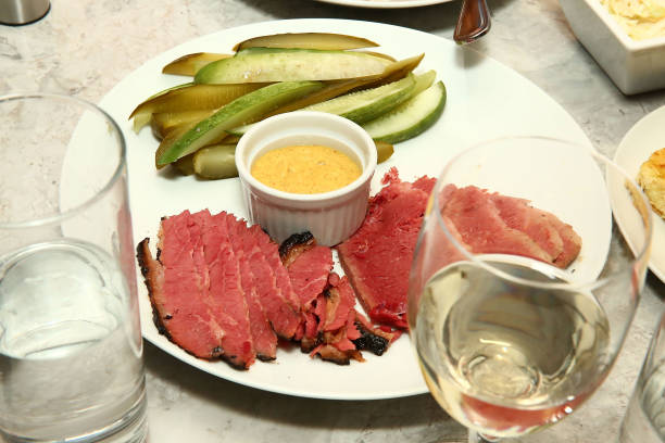 what wine goes with corned beef illustration