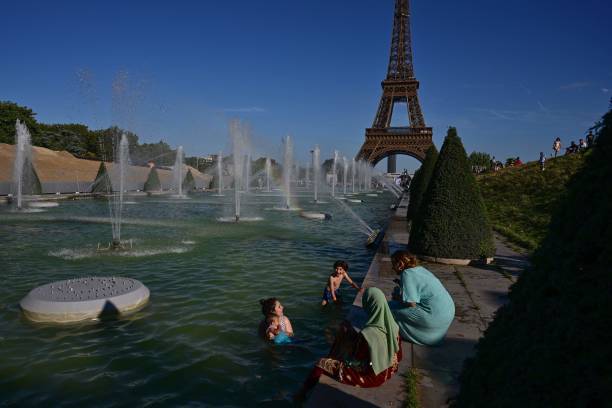 how long is red wine good for illustration