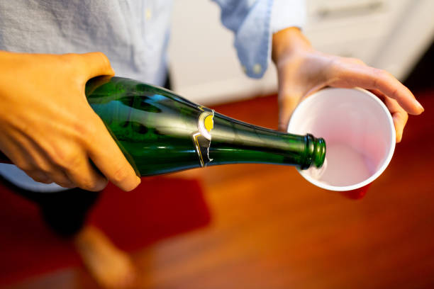 how to make sparkling wine at home illustration