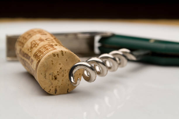 how to open cork with corkscrew guide