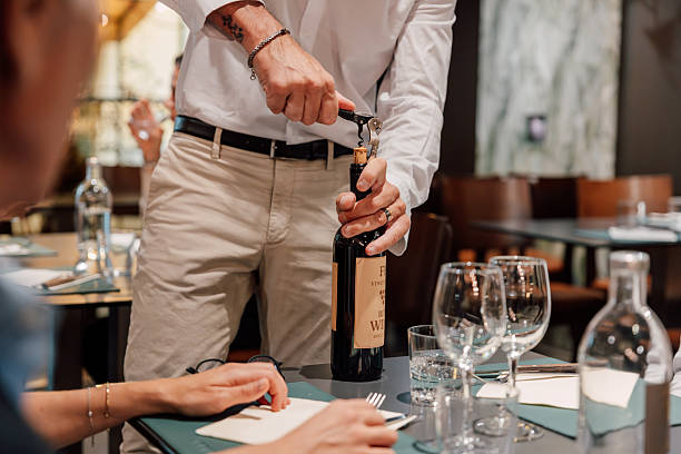 how to open the bottle of wine