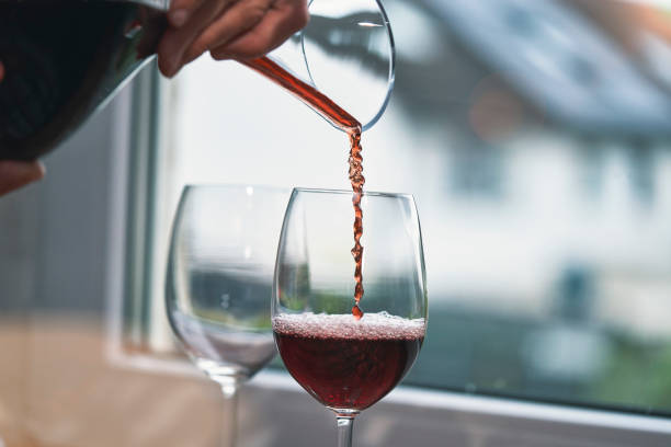 optimal red wine temperature illustration