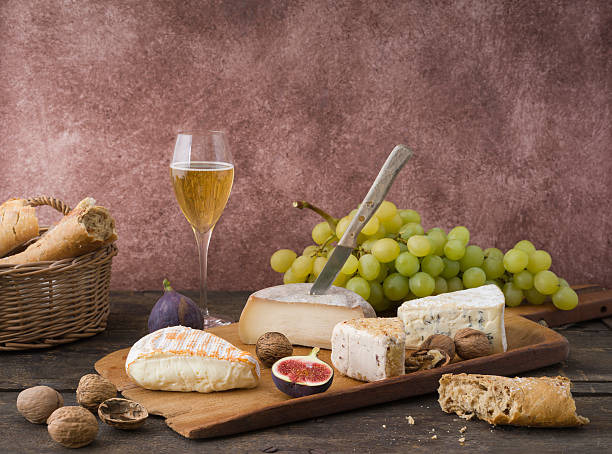 what cheese goes with champagne