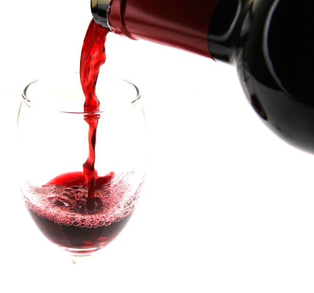 what does red wine contain guide