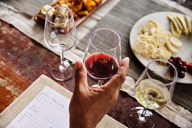 what goes good with white wine