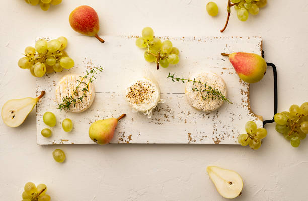 what wine goes with goat cheese