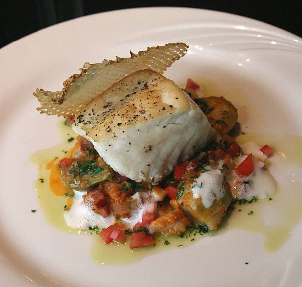 what wine goes with halibut illustration