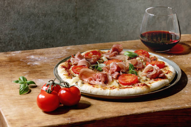 what wine is good with pizza illustration