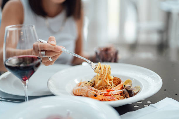 what wine is good with spaghetti guide