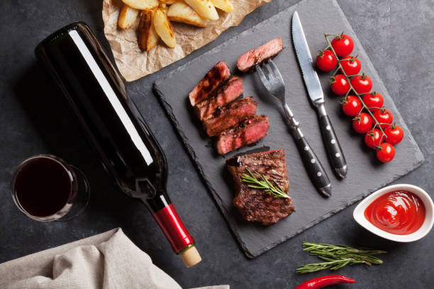 what wine pairs best with steak illustration
