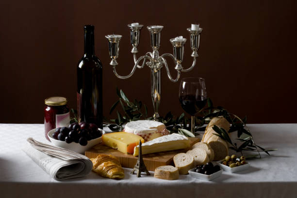 what wine pairs with brie illustration