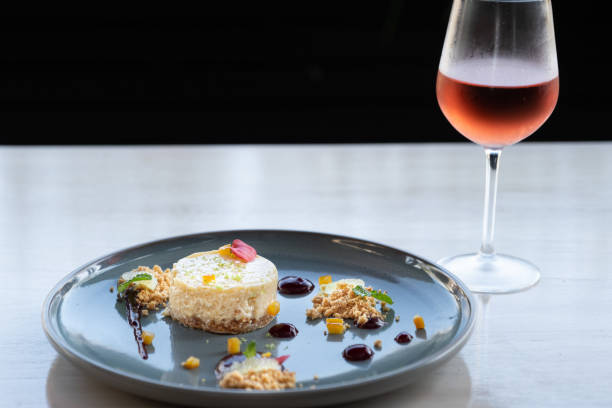 what wine pairs with cheesecake guide