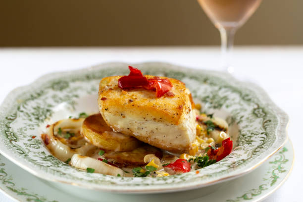 what wine pairs with halibut