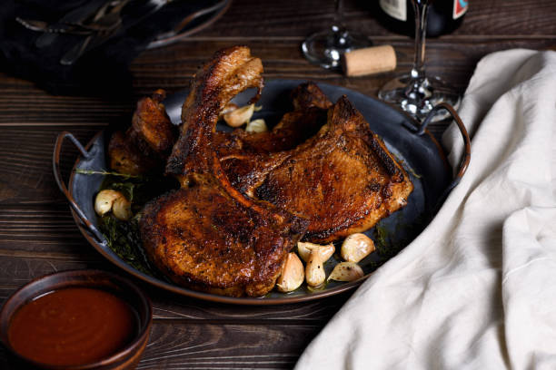 what wine pairs with pork chops