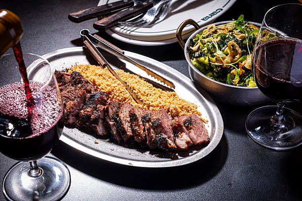what wine pairs with pork tenderloin illustration