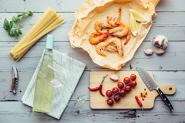 what wine pairs with seafood