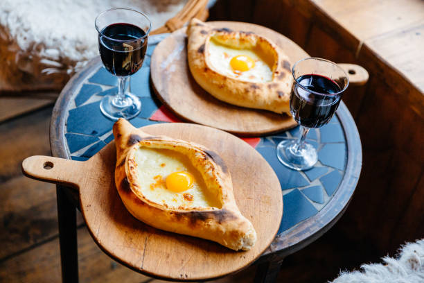 wine should be served at what temperature guide