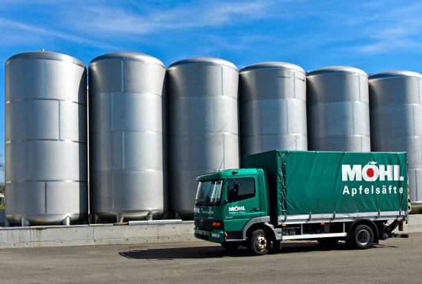 apple cider making equipment illustration