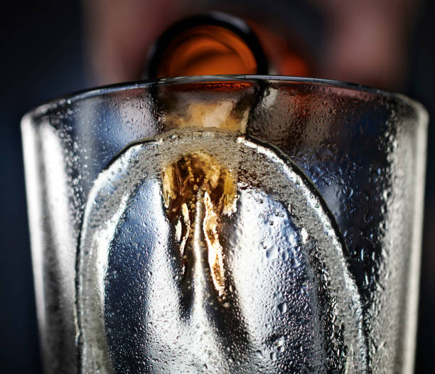 beer cup filling from bottom