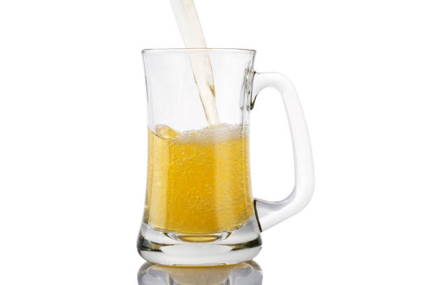 beer glass filling from bottom illustration