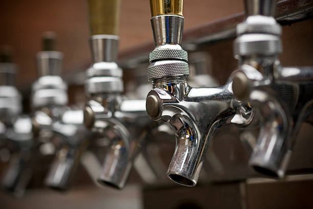 different types of keg taps illustration