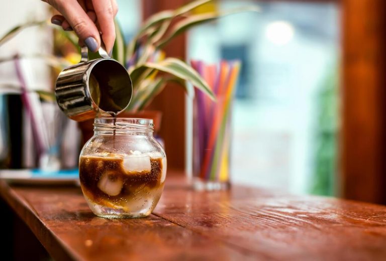 how to make a pot of iced coffee