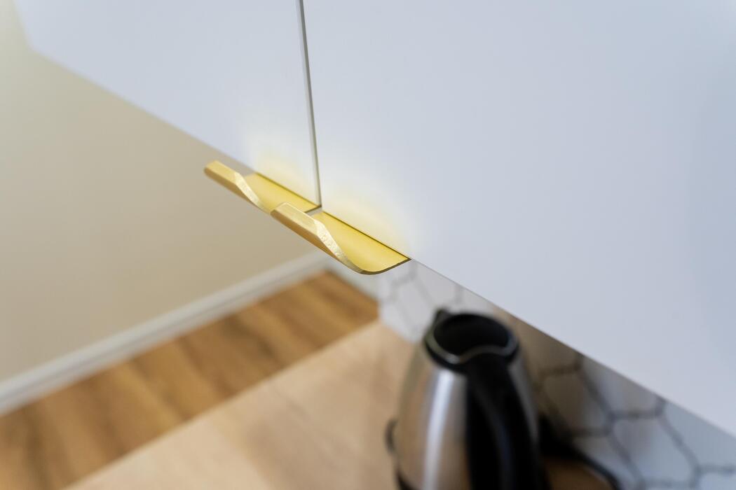 under cabinet pod holder