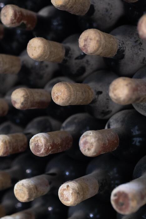 why do wine bottles use corks info 2