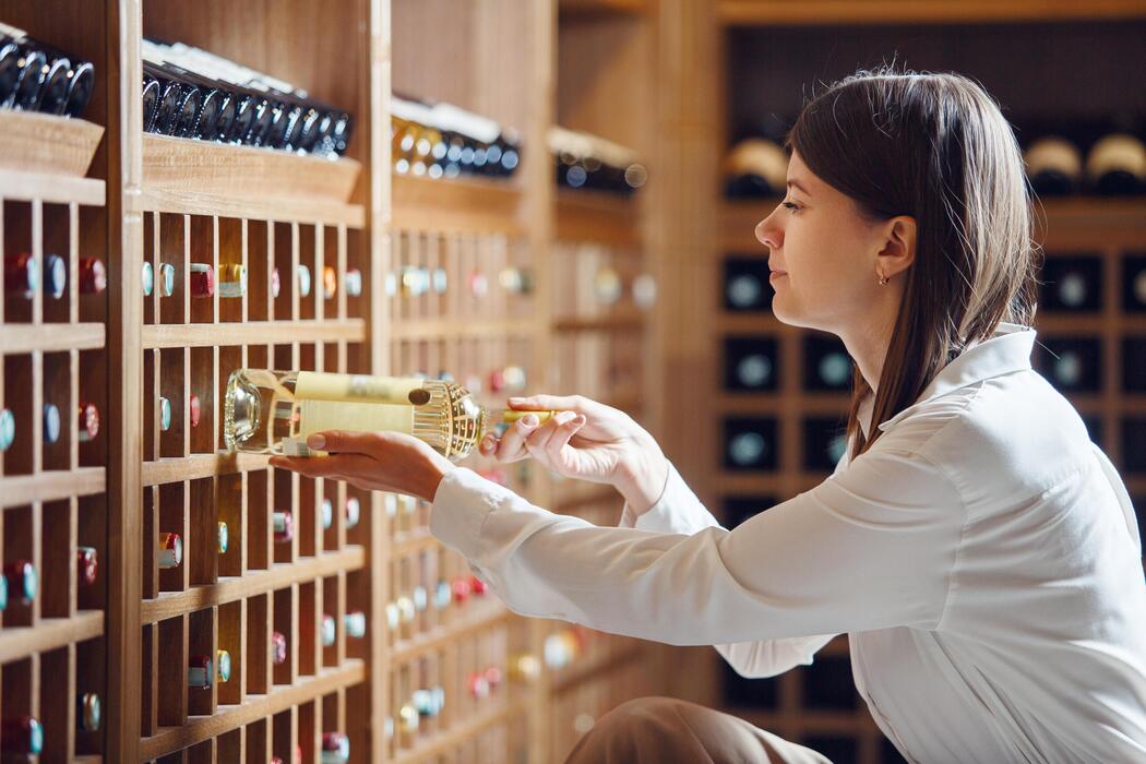 why do wine racks lean forward info 1