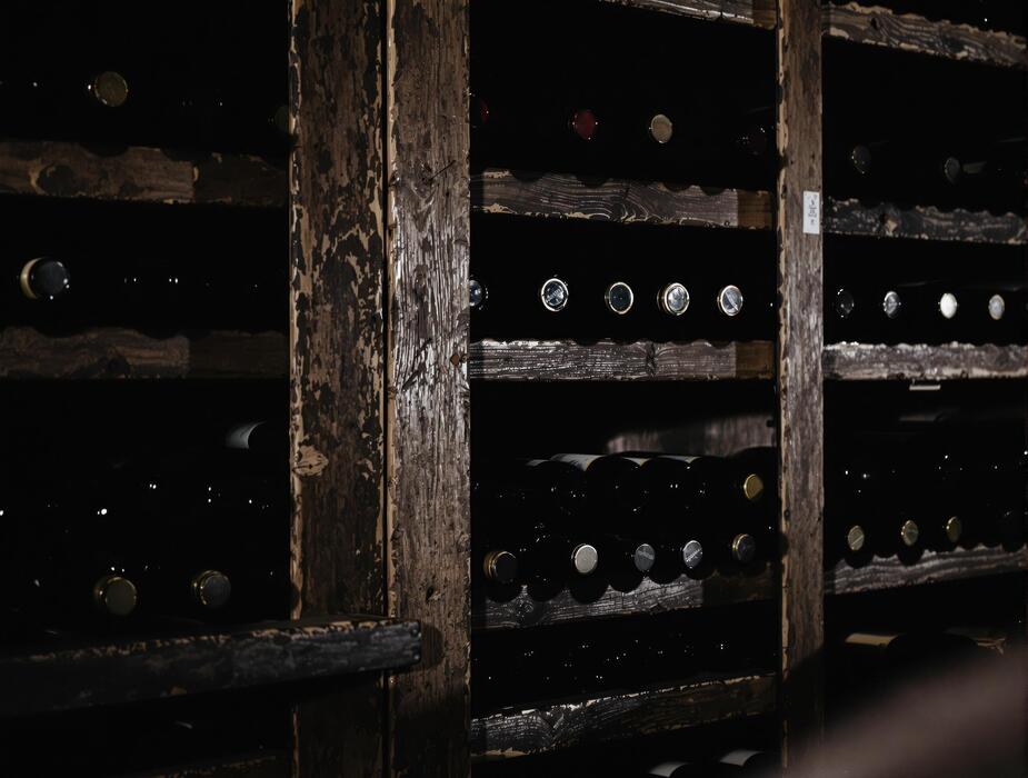best temp for red wine storage
