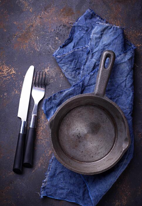 how to clean up rusty cast iron pans info 2