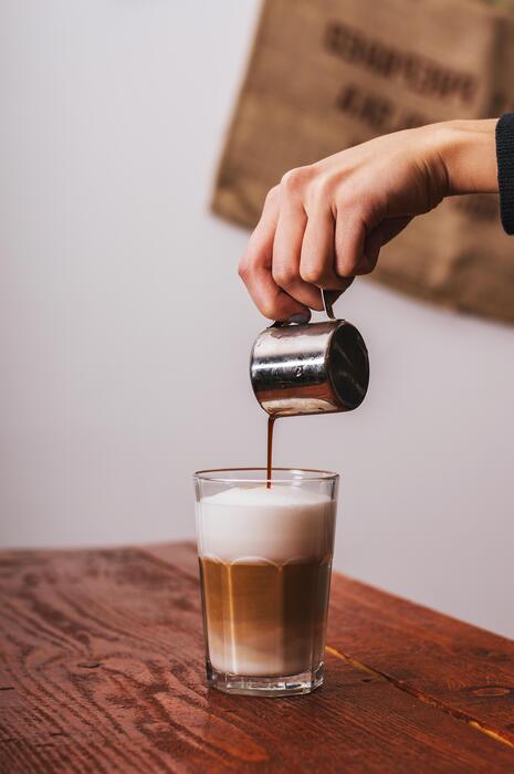 how to use french press to froth milk info 3